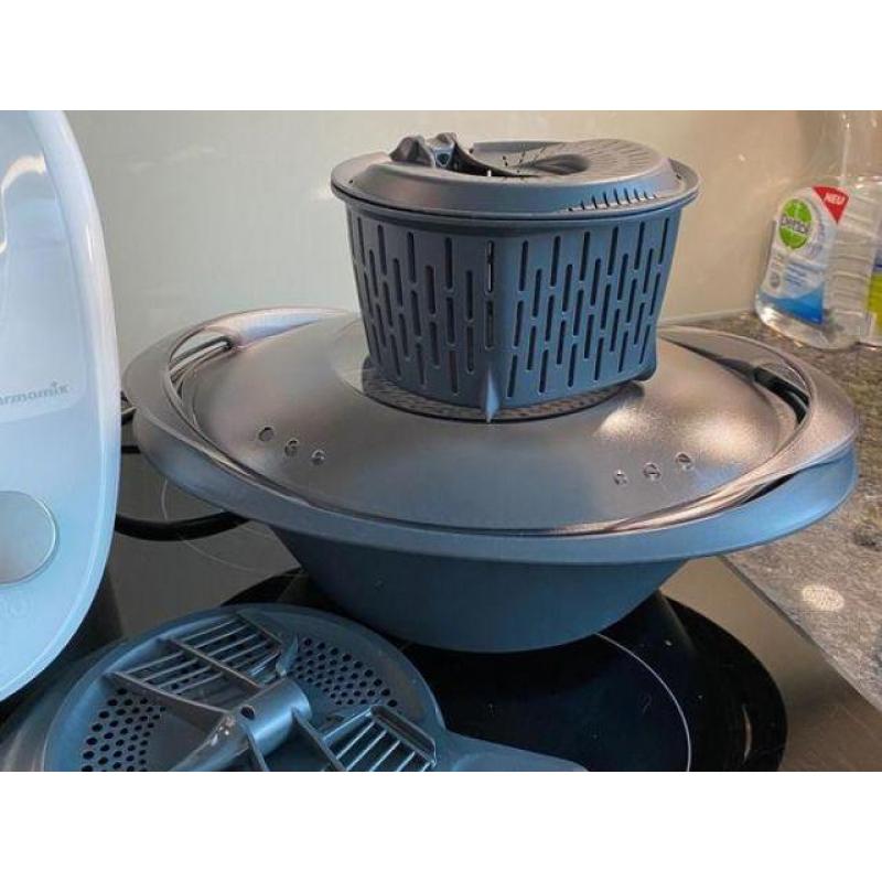 Thermomix TM6 NEU inklusive viel Zubehör