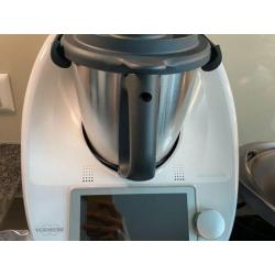 Thermomix TM6 NEU inklusive viel Zubehör